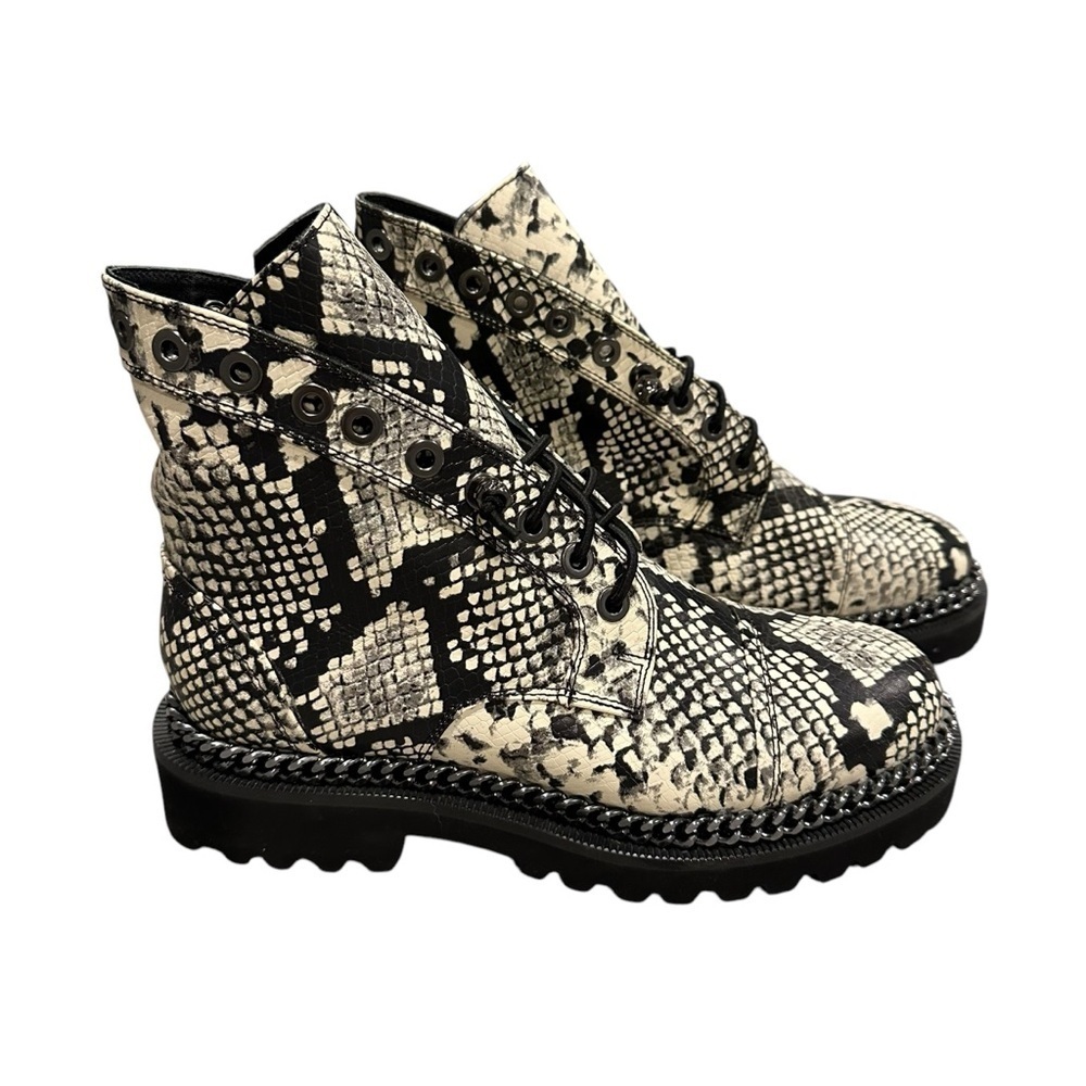 VINCE CAMUTO Snake Print Combat Dr. Martens Style boot Size 8.5 NWOT - Picture 9 of 9